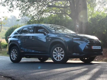 Lexus NX 300h