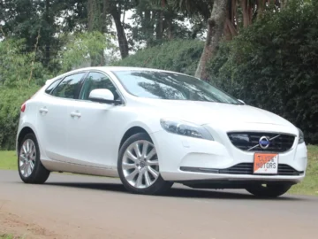 Volvo v40 t4