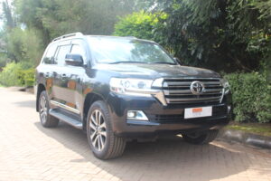 LANDCRUISER V8