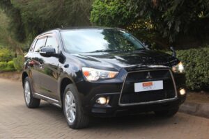 MITSUBISHI RVR.