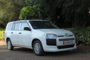 TOYOTA SUCCEED.