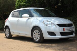 SUZUKI SWIFT.